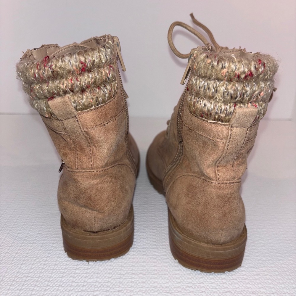 Sugar Tan Faux Suede Knit Cuff Up Zipper Ankle Combat Boots Kids 2 - Picture 2 of 6